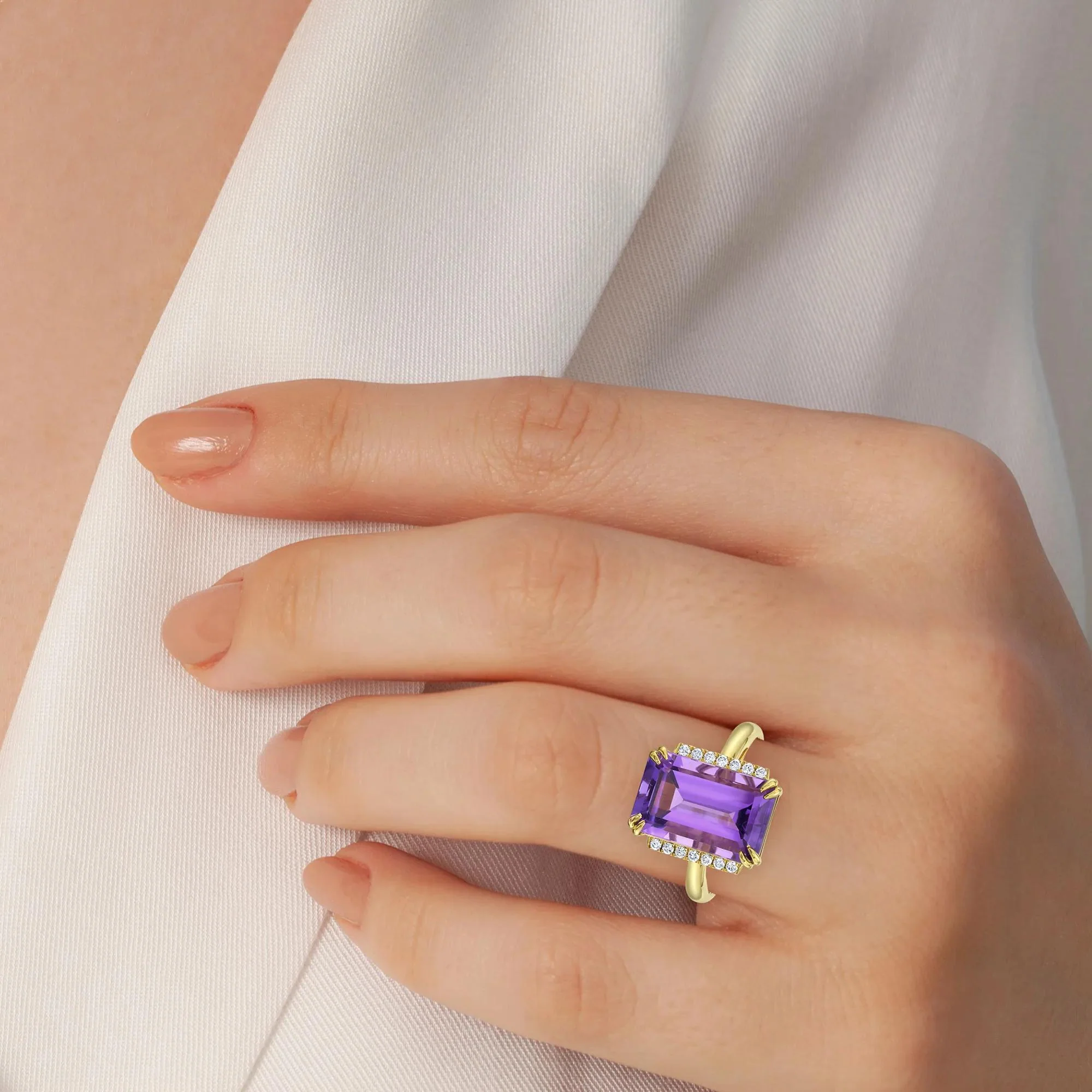 1/10 CT. Tw. Emerald-Cut Amethyst and Diamond Ring 10K Yellow Gold Size 7 2.5mm - Image 5