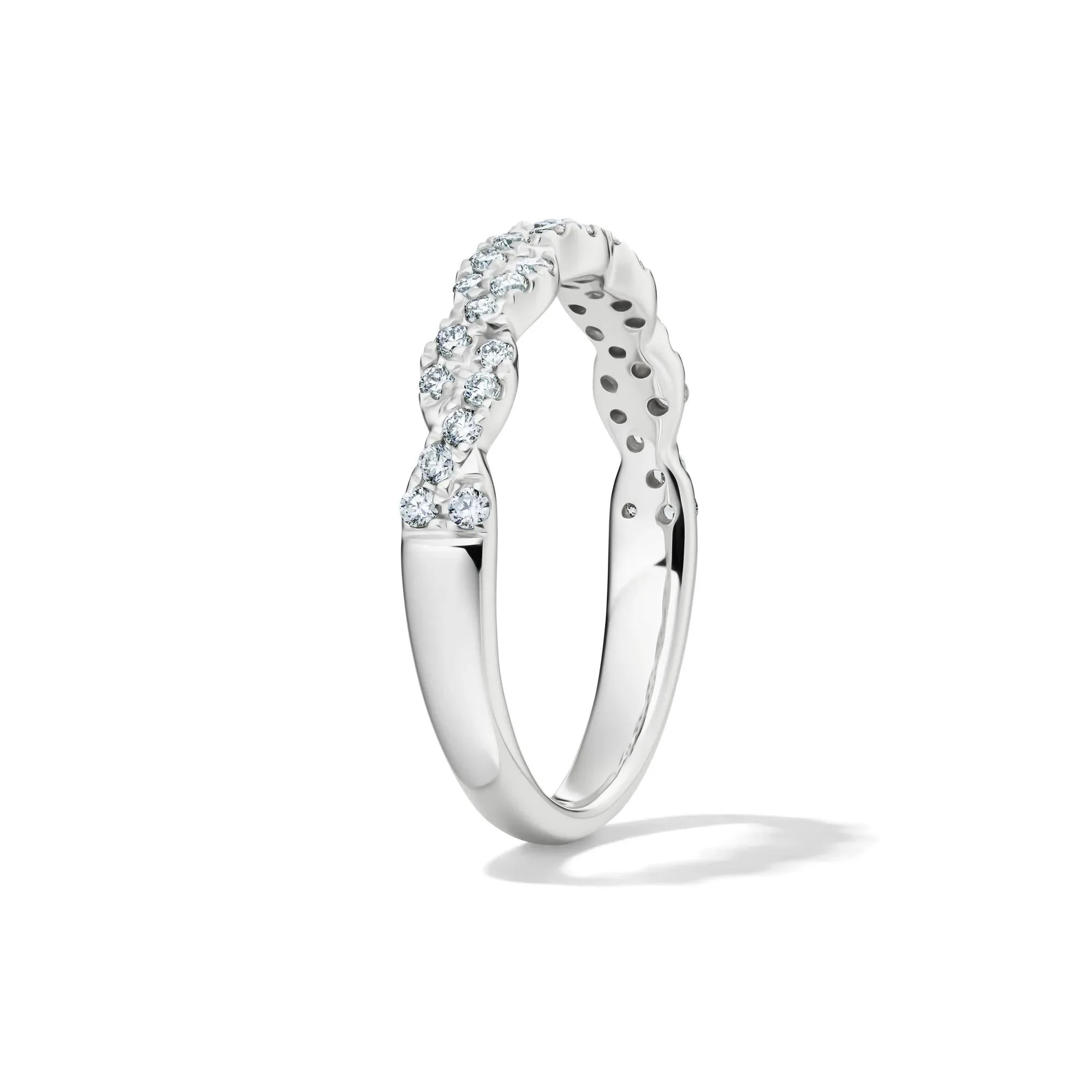1/3 CT. Tw. Lab Grown Diamond Twist Band Ring 10K White Gold Round Brilliant Cut Size 6.5 2mm - Image 3