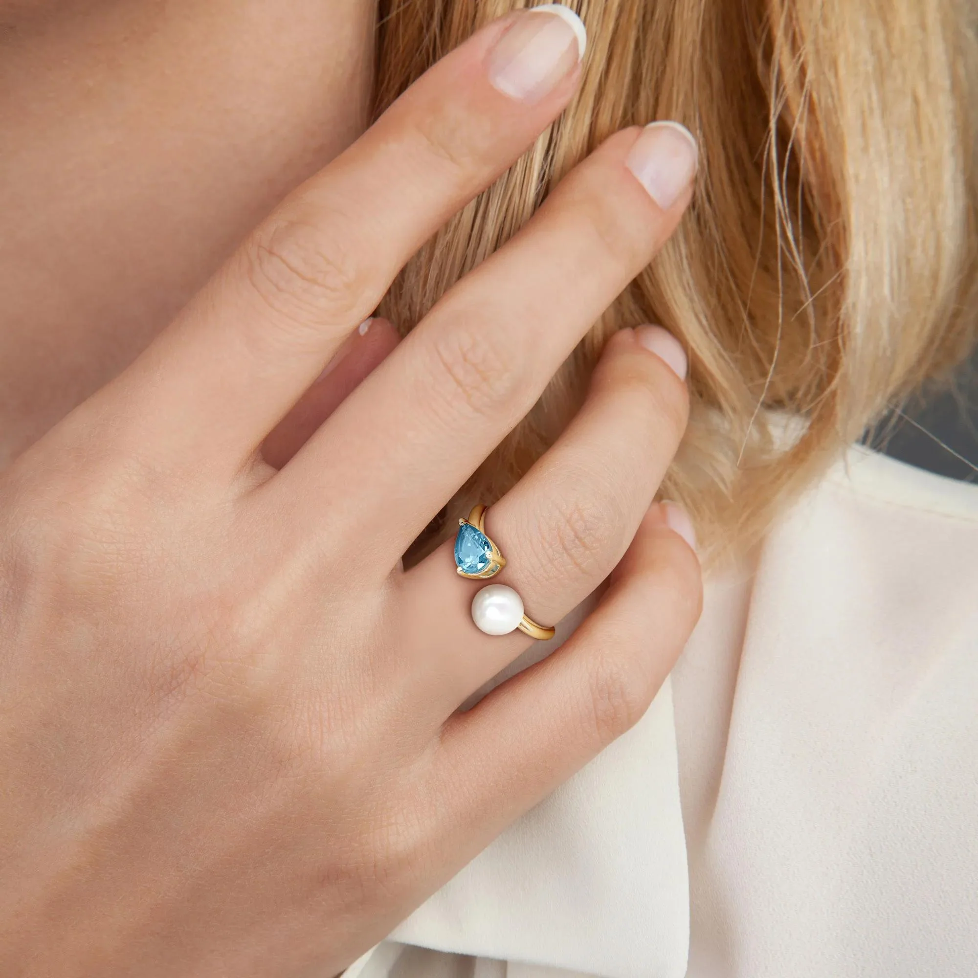 London Blue Topaz and Freshwater Pearl Bypass Ring 10K Yellow Gold Size 6 1.5mm - Image 7